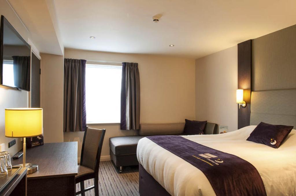 Premier Inn London Romford Central Bilik gambar