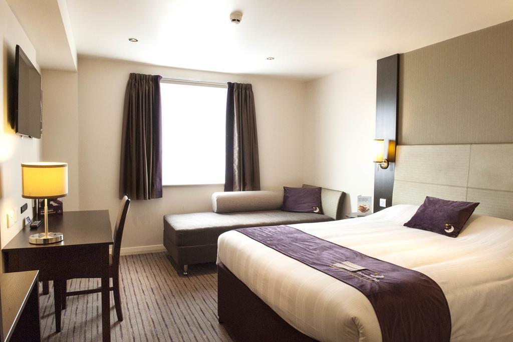 Premier Inn London Romford Central Bilik gambar